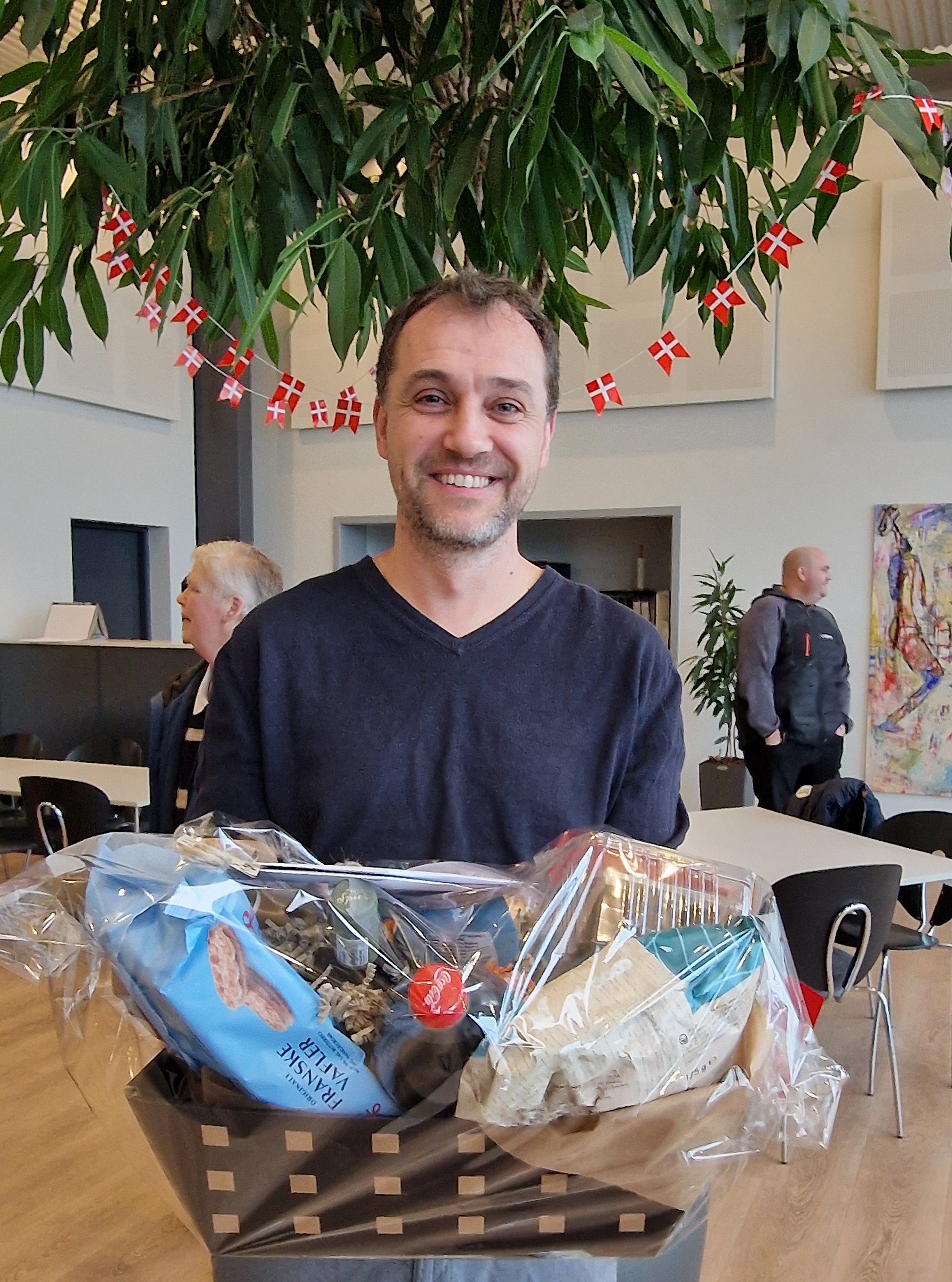 Henrik Bonde Petersen celebrates 25 years at LYNDDAHL! 🎉